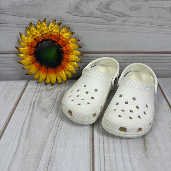 classic crocs 11C - Picture 1 of 5